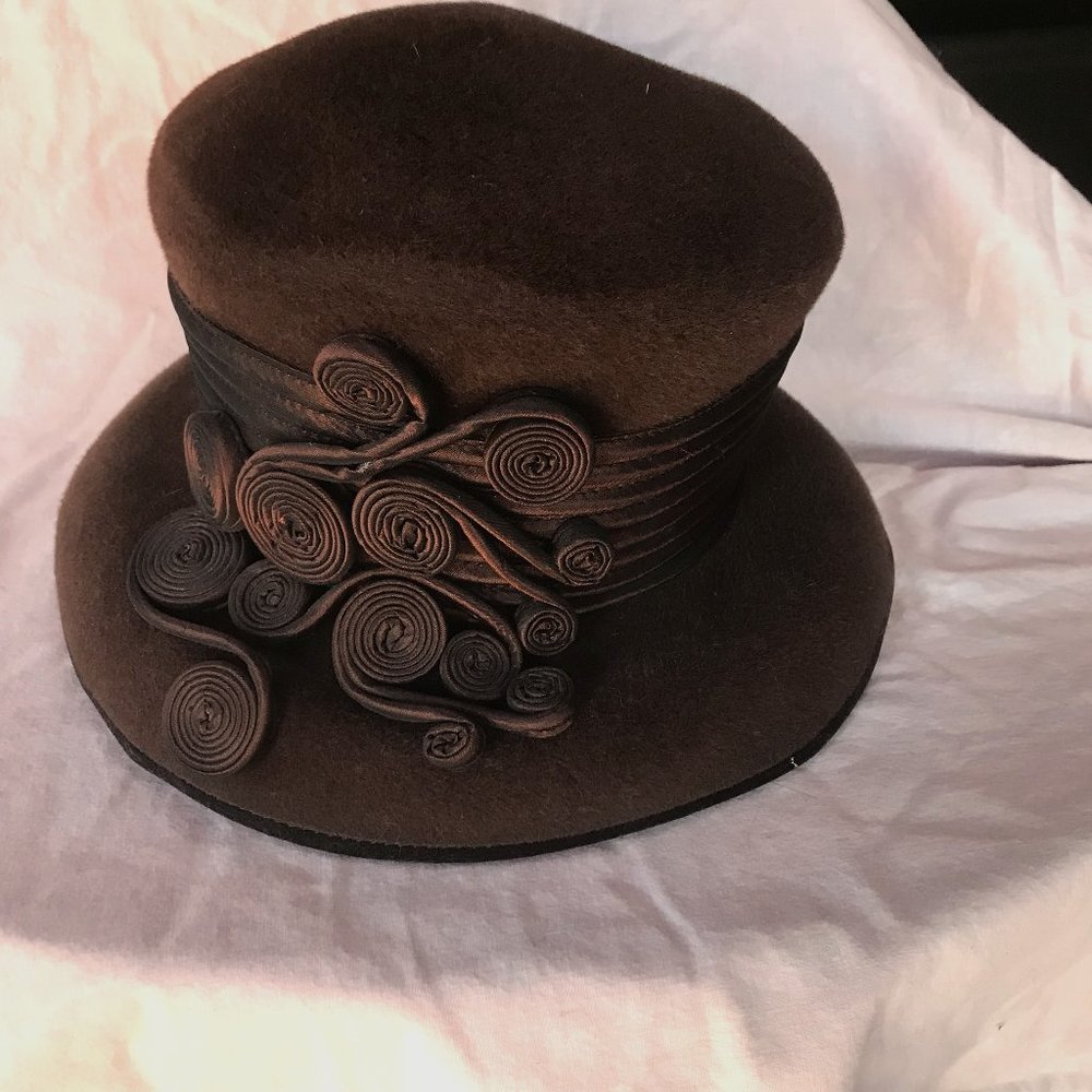 Sherel’s Of NY Vintage Brown Hat With Filagree